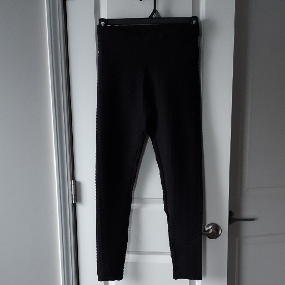 Black Textured Leggings Large